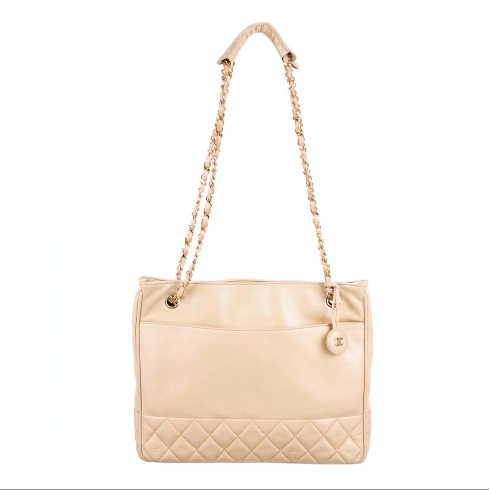 Chanel Vintage Beige leather shoulder bag
